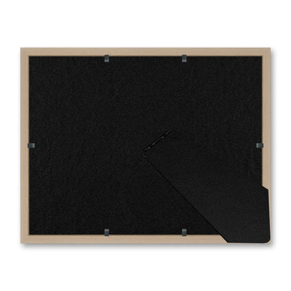 Il retro del kit cornice da tavolo: il pannello in MDF montato nella battuta, di traverso