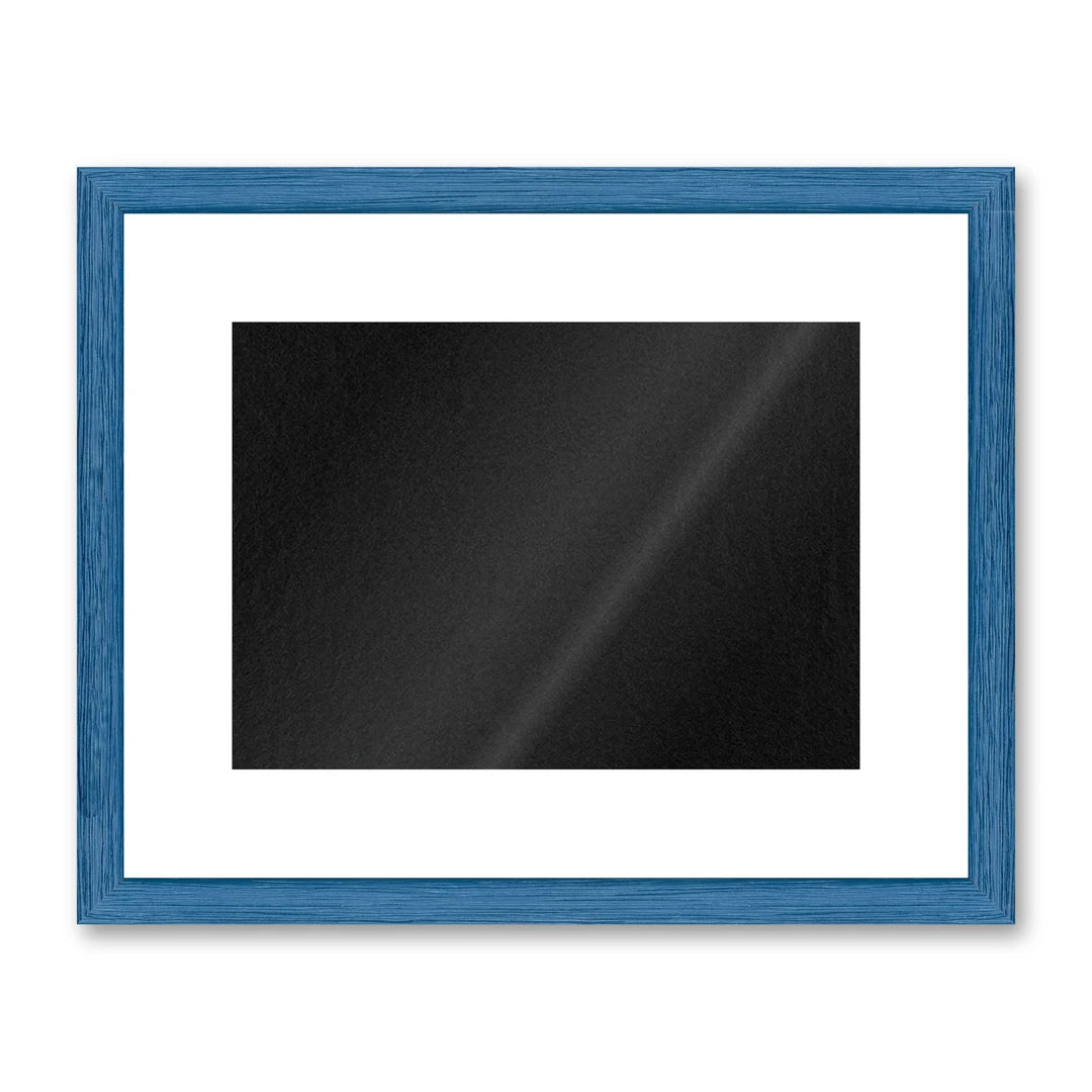 Il kit cornice da tavolo 13×18 cm di traverso su fondo bianco