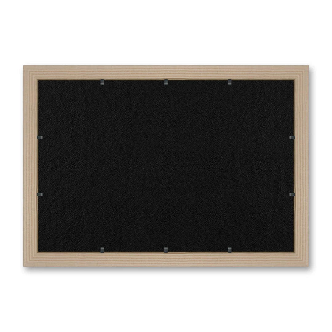 Il retro del kit cornice completa: il pannello in MDF montato nella battuta, di traverso