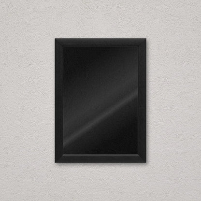 Il kit cornice completa 21×30 cm a parete: la cornice pronta per la tua immagine