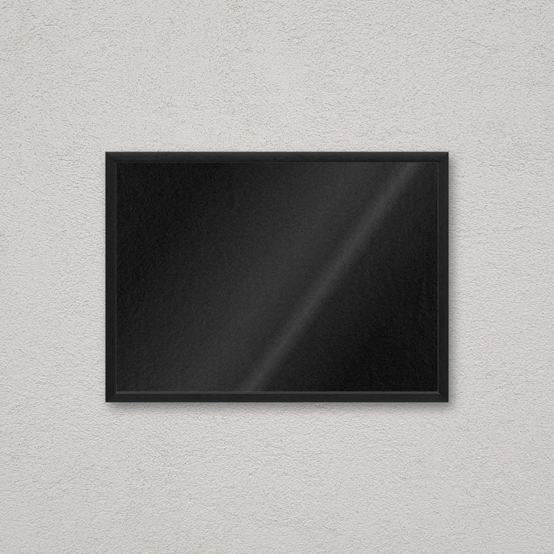 Il kit cornice completa 50×70 cm a parete di traverso: la cornice pronta per la tua immagine