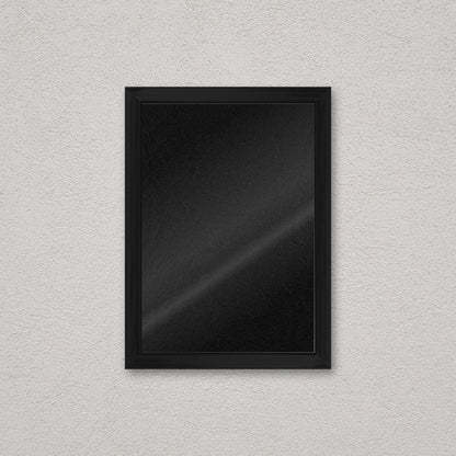 Il kit cornice completa 21×30 cm a parete: la cornice pronta per la tua immagine