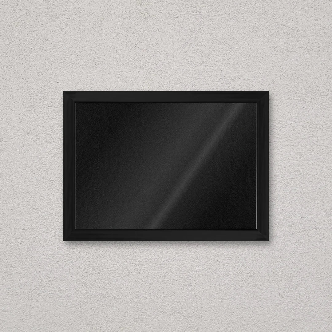 Il kit cornice completa 21×30 cm a parete di traverso: la cornice pronta per la tua immagine