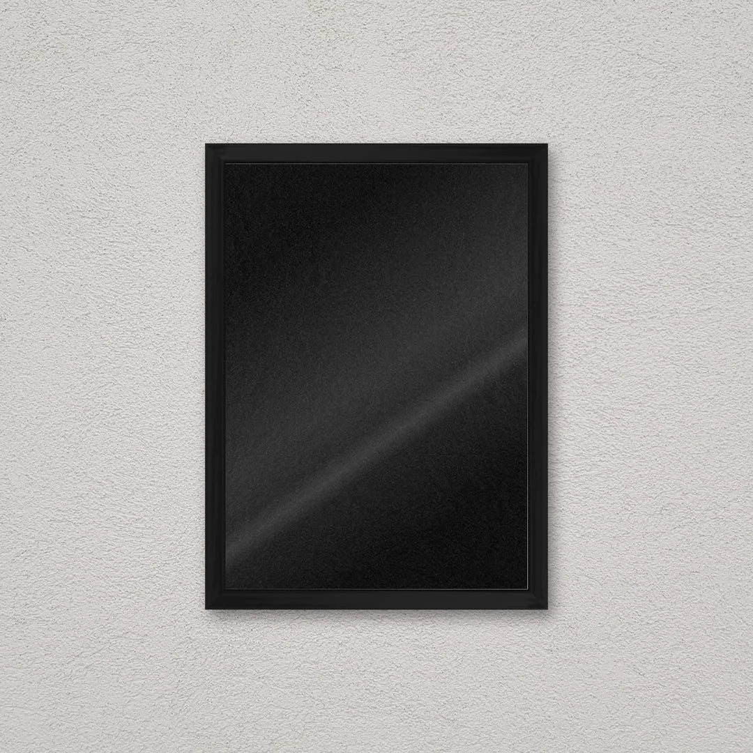 Il kit cornice completa 30×42 cm a parete: la cornice pronta per la tua immagine