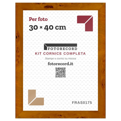 Il kit cornice completa 30×40 cm col foglio segnaposto Fotorecord: al suo posto va la tua foto