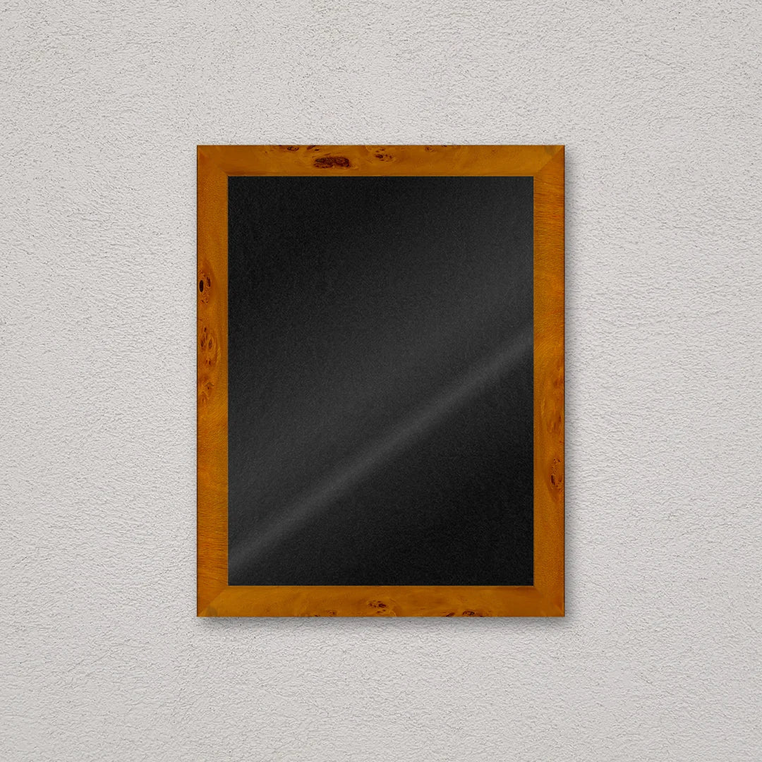 Il kit cornice completa 30×40 cm a parete: la cornice pronta per la tua immagine