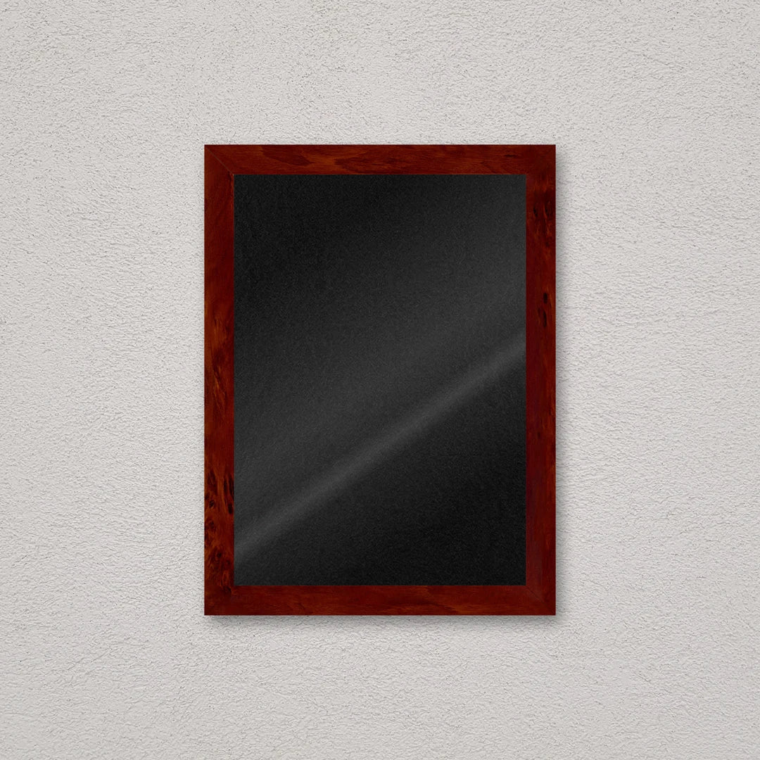 Il kit cornice completa 30×42 cm a parete: la cornice pronta per la tua immagine