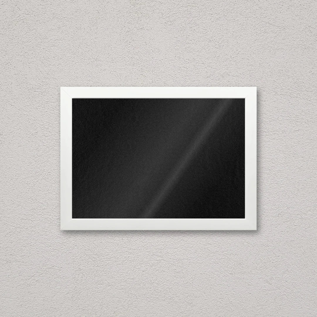 Il kit cornice completa 21×30 cm a parete di traverso: la cornice pronta per la tua immagine