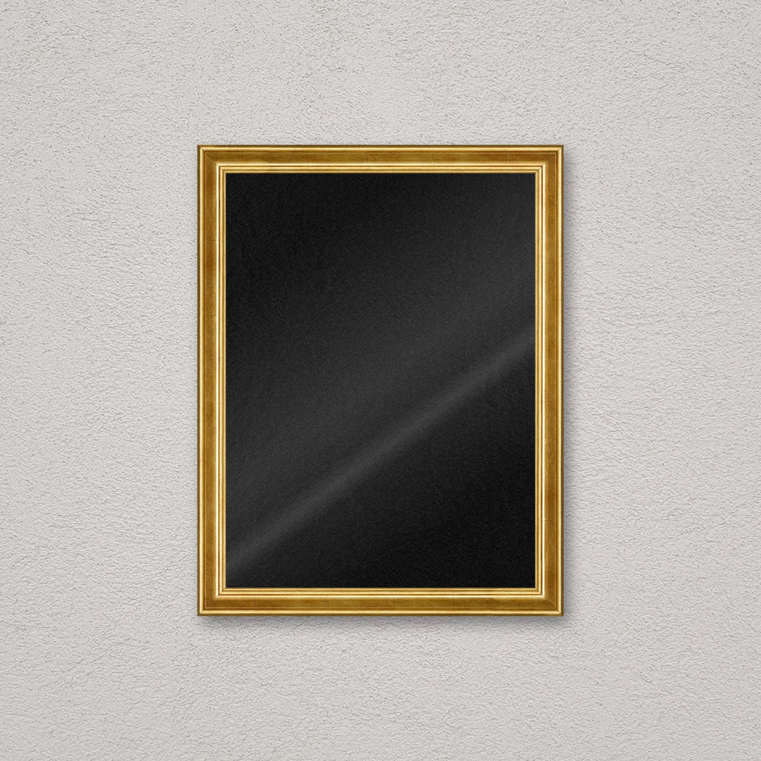 Il kit cornice completa 30×40 cm a parete: la cornice pronta per la tua immagine