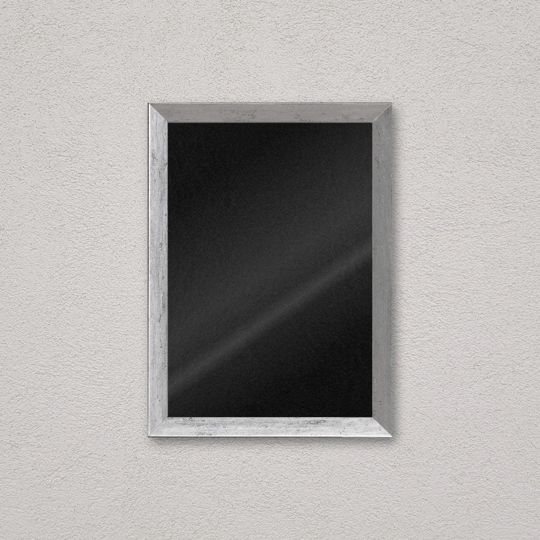 Il kit cornice completa 21×30 cm a parete: la cornice pronta per la tua immagine