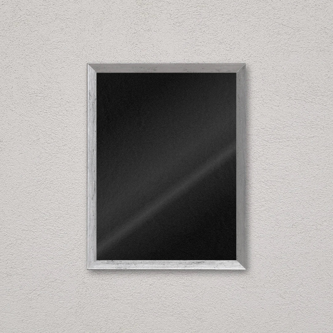 Il kit cornice completa 30×40 cm a parete: la cornice pronta per la tua immagine