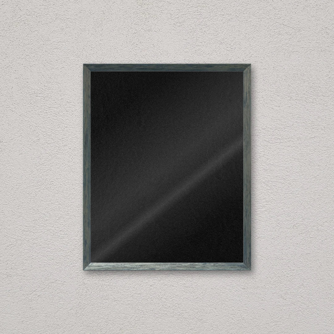 Il kit cornice completa 40×50 cm a parete: la cornice pronta per la tua immagine