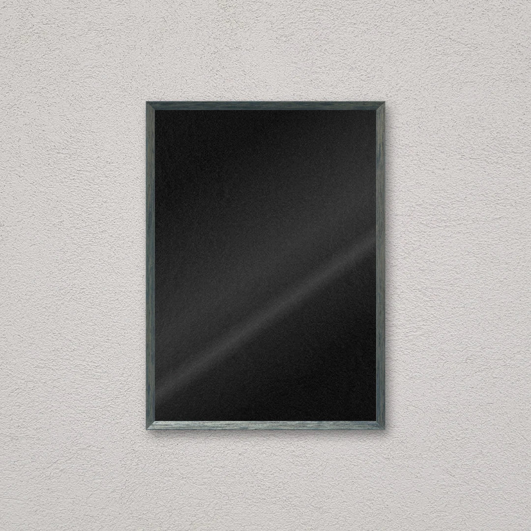 Il kit cornice completa 50×70 cm a parete: la cornice pronta per la tua immagine
