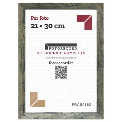 Il kit cornice completa 21×30 cm col foglio segnaposto Fotorecord: al suo posto va la tua foto