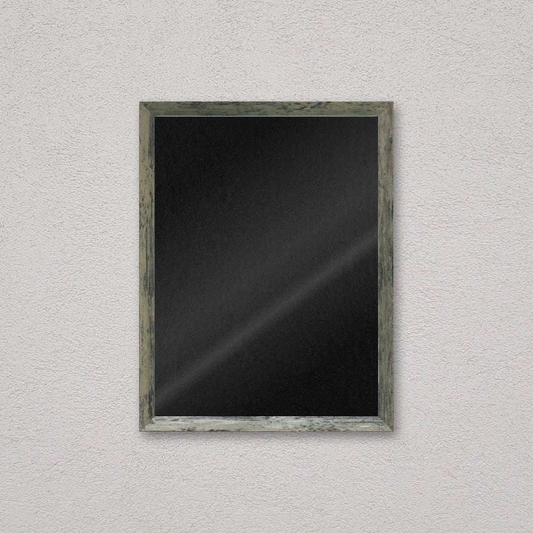Il kit cornice completa 30×40 cm a parete: la cornice pronta per la tua immagine