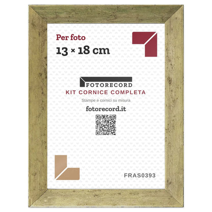 Il kit cornice completa 13×18 cm col foglio segnaposto Fotorecord: al suo posto va la tua foto