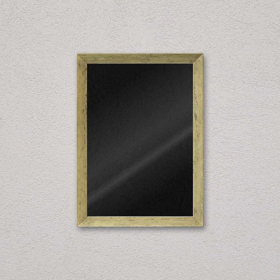 Il kit cornice completa 21×30 cm a parete: la cornice pronta per la tua immagine