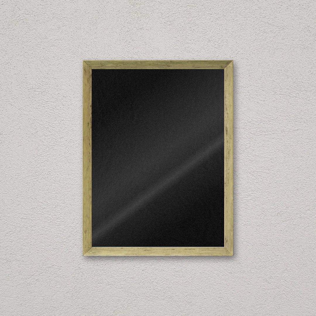 Il kit cornice completa 30×40 cm a parete: la cornice pronta per la tua immagine