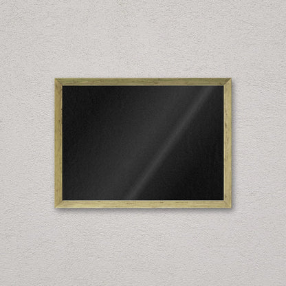 Il kit cornice completa 30×42 cm a parete di traverso: la cornice pronta per la tua immagine