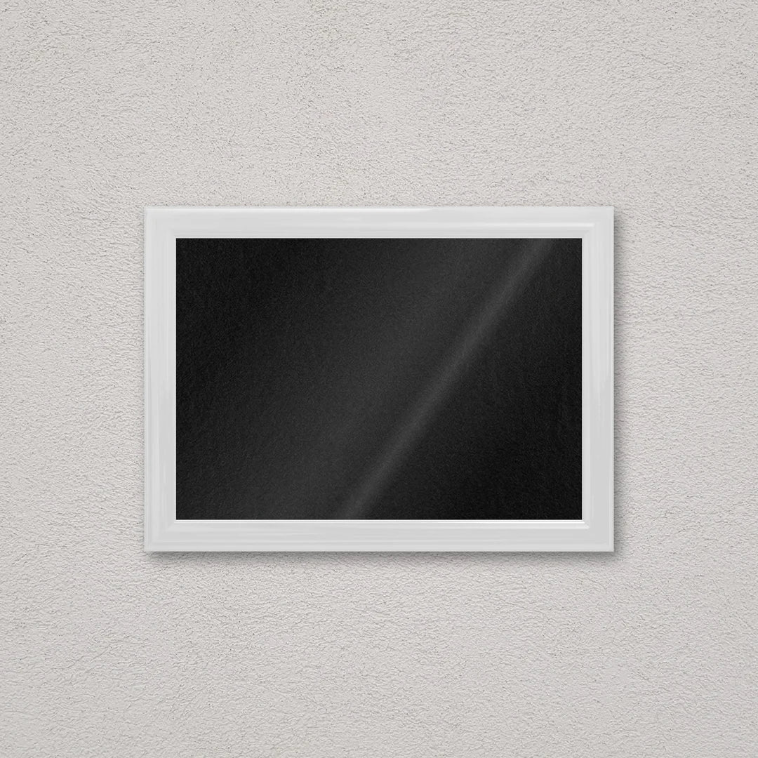 Il kit cornice completa 21×30 cm a parete di traverso: la cornice pronta per la tua immagine