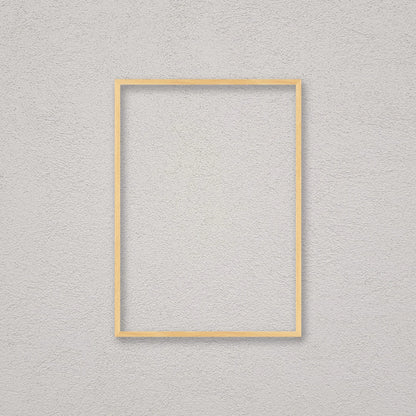 La cornice grezza 50×70 cm a parete: la cornice pronta per la tua immagine