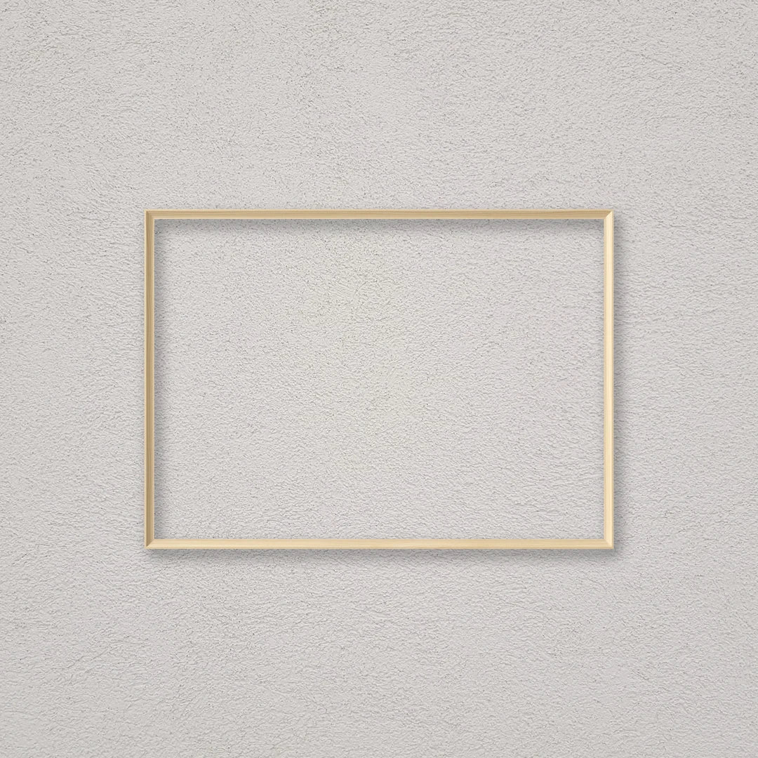 La cornice grezza 50×70 cm a parete di traverso: la cornice pronta per la tua immagine