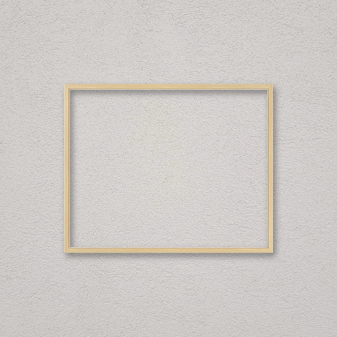 La cornice grezza 40×50 cm a parete di traverso: la cornice pronta per la tua immagine