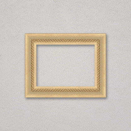 La cornice grezza 13×18 cm a parete di traverso: la cornice pronta per la tua immagine