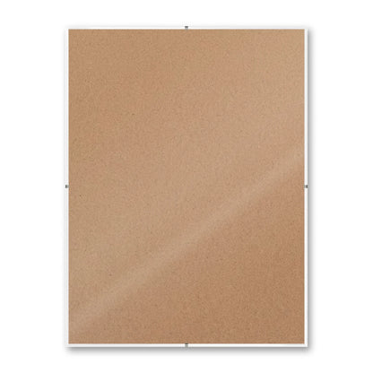 La montatura a giorno 30×40 cm su fondo bianco, senza stampa
