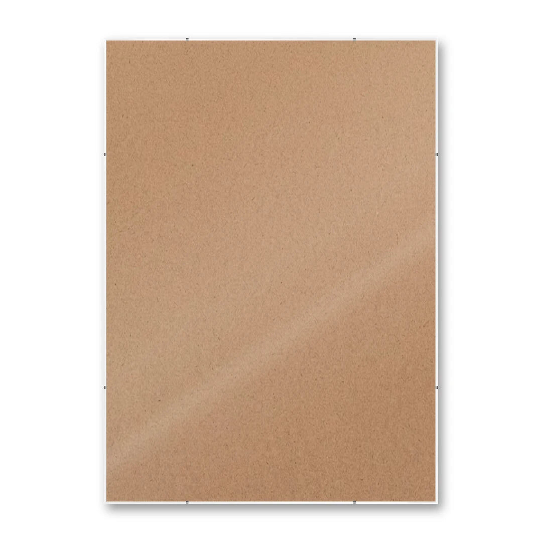 La montatura a giorno 50×70 cm su fondo bianco, senza stampa