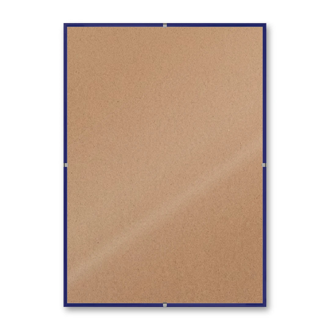 La montatura a giorno 21×29,7 cm su fondo bianco, senza stampa