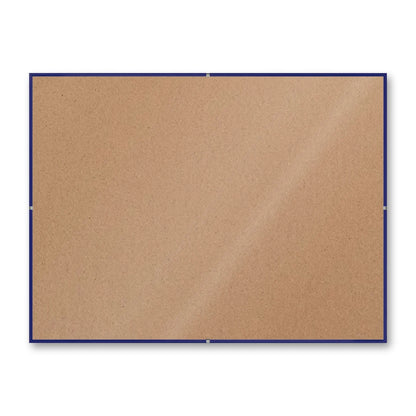 La montatura a giorno 30×40 cm di traverso su fondo bianco, senza stampa