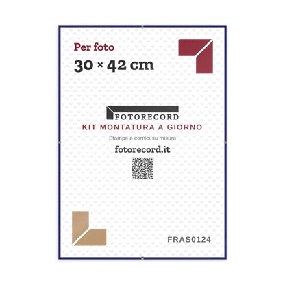La montatura a giorno 30×42 cm col foglio segnaposto Fotorecord: al suo posto va la tua foto
