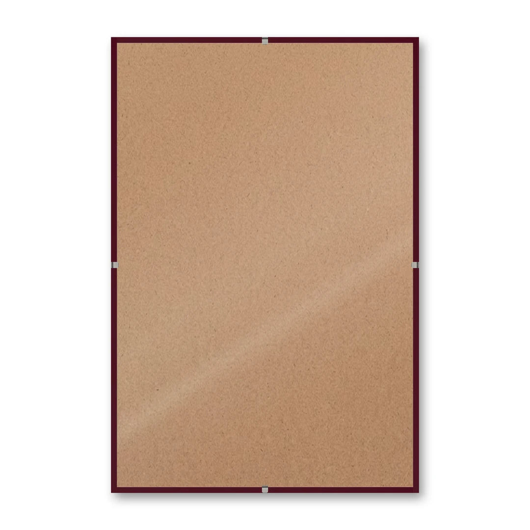 La montatura a giorno 20×30 cm su fondo bianco, senza stampa