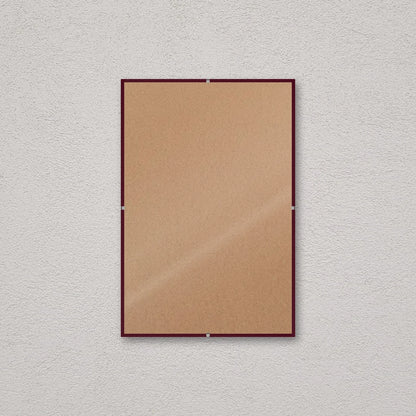 La montatura a giorno 20×30 cm a parete, senza stampa: attraverso il fronte si vede il retro in MDF