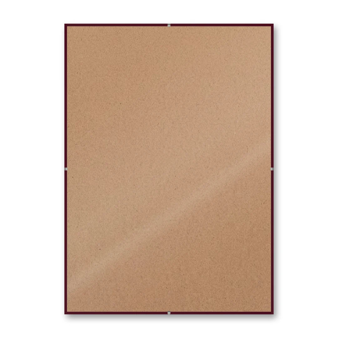 La montatura a giorno 30×42 cm su fondo bianco, senza stampa