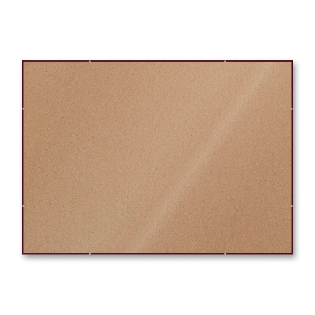 La montatura a giorno 50×70 cm di traverso su fondo bianco, senza stampa