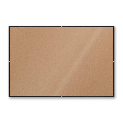La montatura a giorno 20×30 cm di traverso su fondo bianco, senza stampa