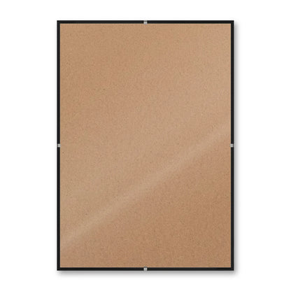 La montatura a giorno 21×30 cm su fondo bianco, senza stampa