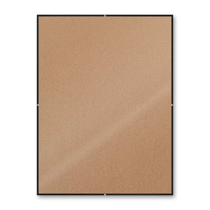 La montatura a giorno 30×40 cm su fondo bianco, senza stampa