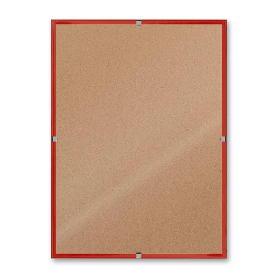 La montatura a giorno 13×18 cm su fondo bianco, senza stampa