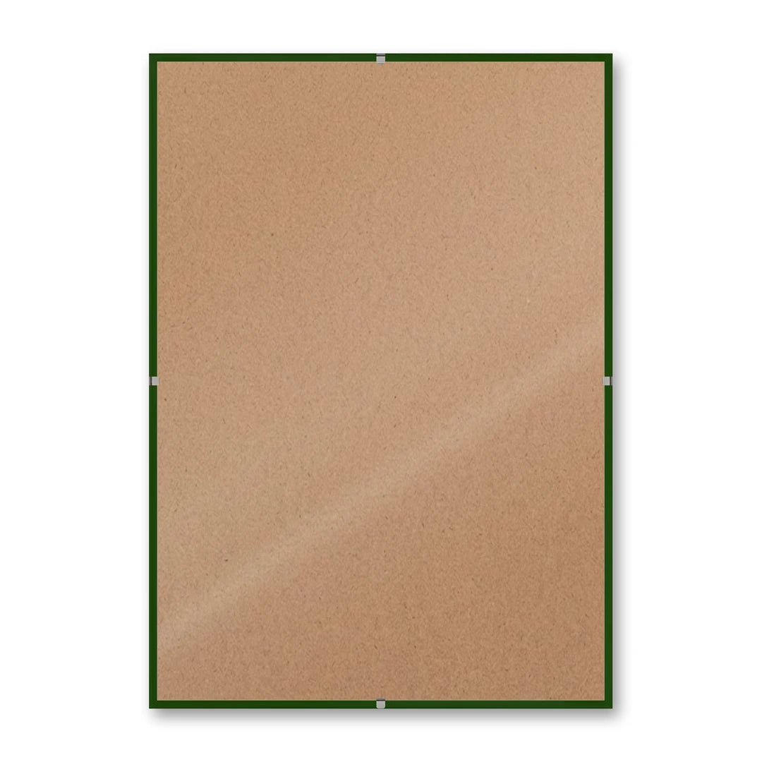 La montatura a giorno 21×30 cm su fondo bianco, senza stampa