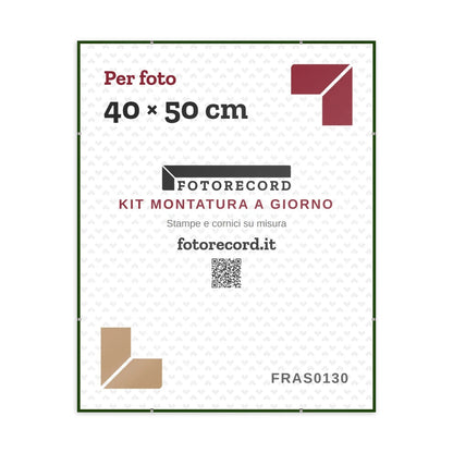 La montatura a giorno 40×50 cm col foglio segnaposto Fotorecord: al suo posto va la tua foto