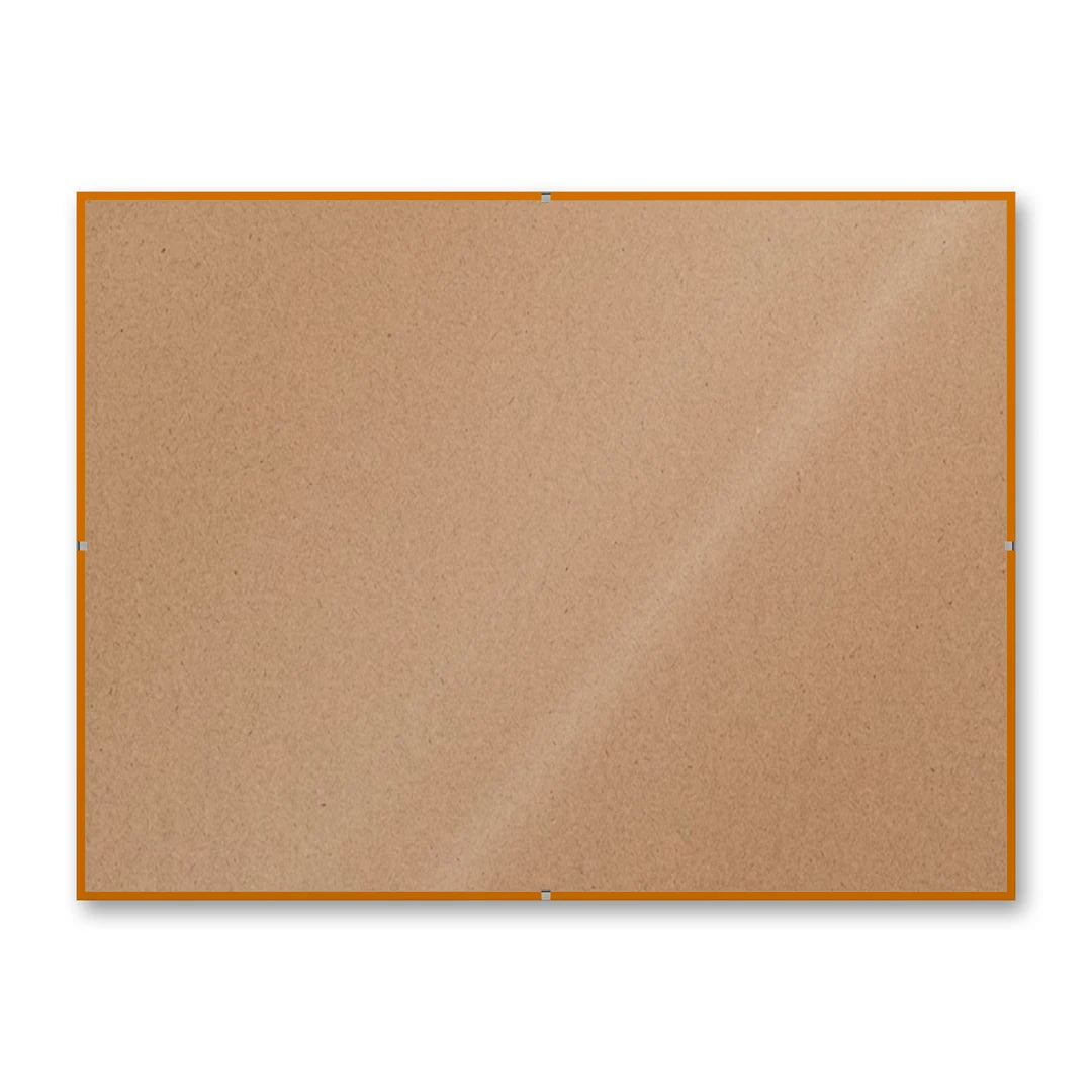 La montatura a giorno 30×40 cm di traverso su fondo bianco, senza stampa