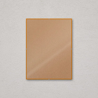 La montatura a giorno 30×40 cm a parete, senza stampa: attraverso il fronte si vede il retro in MDF