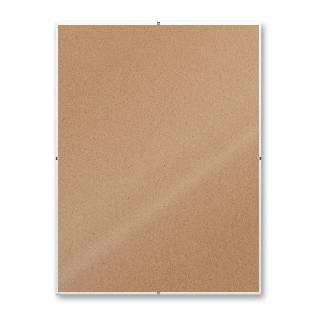 La montatura a giorno 30×40 cm su fondo bianco, senza stampa