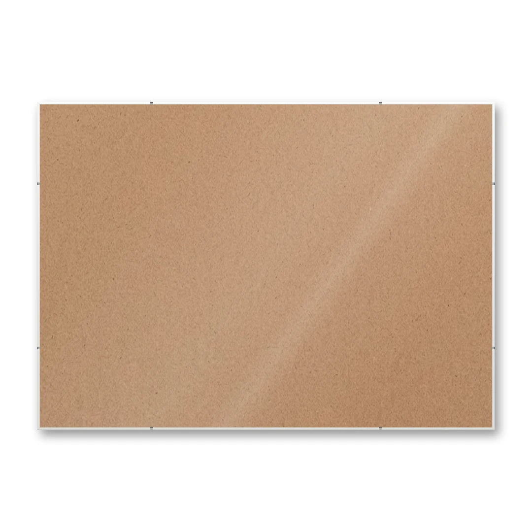 La montatura a giorno 50×70 cm di traverso su fondo bianco, senza stampa