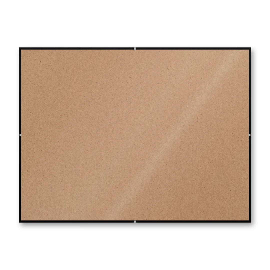 La montatura a giorno 30×40 cm di traverso su fondo bianco, senza stampa