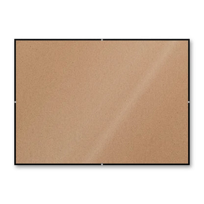 La montatura a giorno 30×42 cm di traverso su fondo bianco, senza stampa