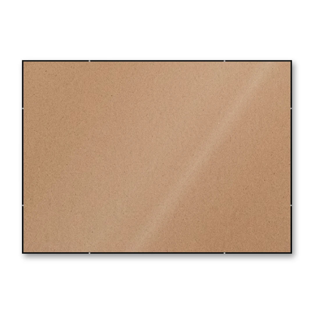 La montatura a giorno 50×70 cm di traverso su fondo bianco, senza stampa